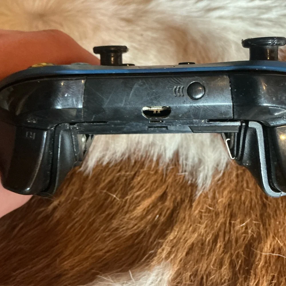 Xbox One Midnight Forces Il Special Edition Wireless Controller Bluedescription￼